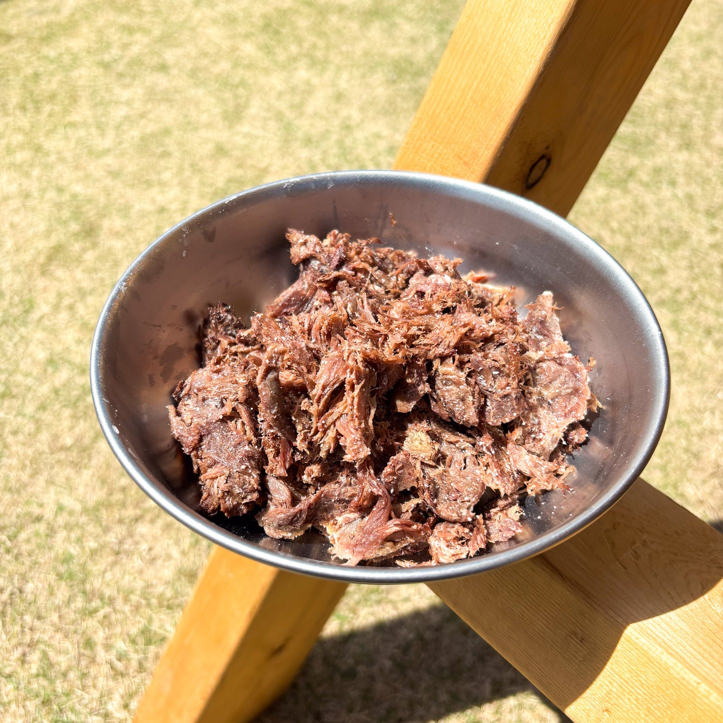鹿ほぐし肉(冷凍）-やわらかくほぐした鹿肉。そのままでも、トッピングにも。