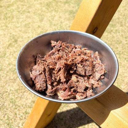 鹿ほぐし肉(冷凍）-やわらかくほぐした鹿肉。そのままでも、トッピングにも。
