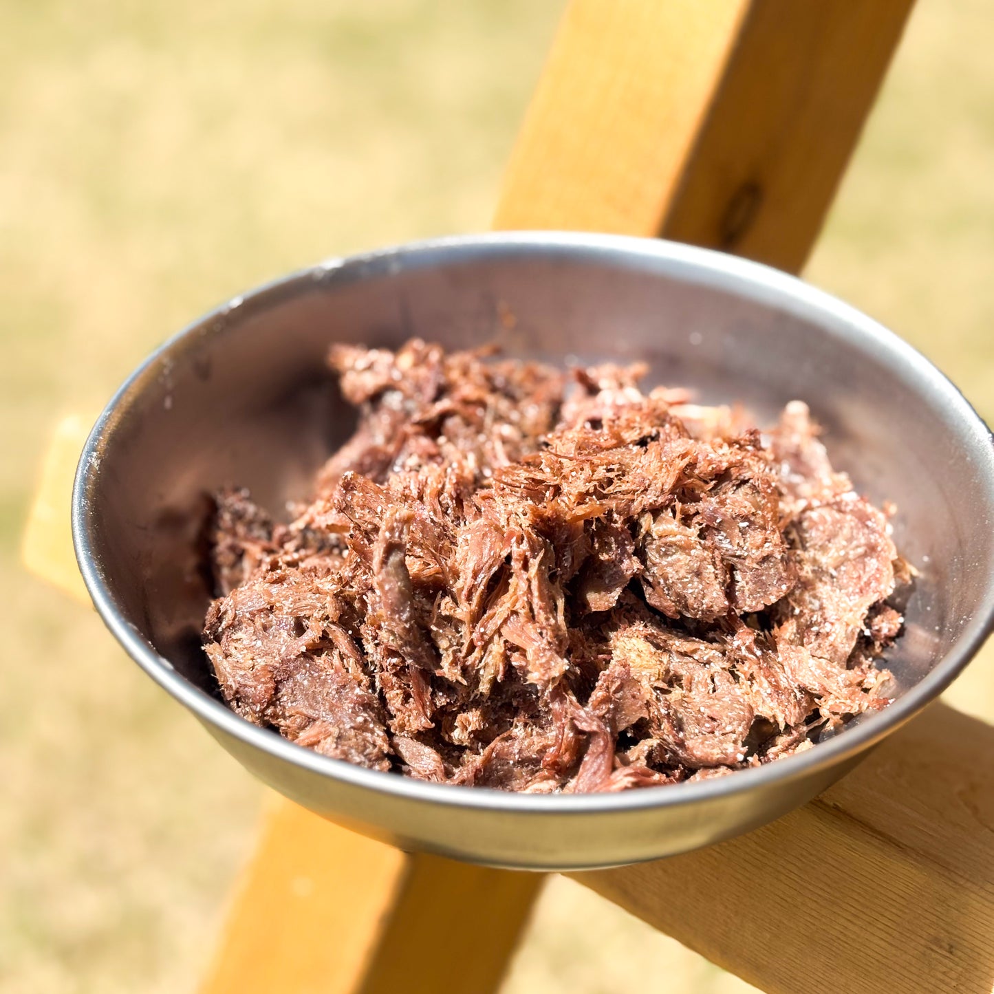 鹿ほぐし肉(冷凍）-やわらかくほぐした鹿肉。そのままでも、トッピングにも。